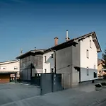 Apartments In Villa Olimp